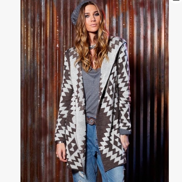 ELAN Aztec Print Hooded Cardigan - Picture 2 of 13